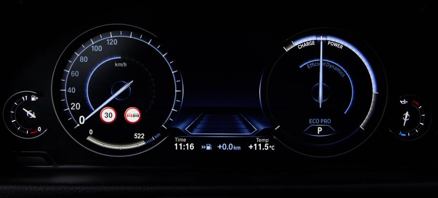 Панель приборов BMW 440i Coupe M Sport 2017 года  (WW) (фото 43 из 71)